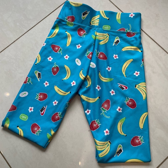 nike Fruit Leggings - Picture 2 of 4